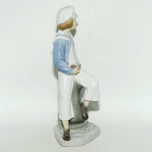 Lladro figure Boy with Yacht | Young Sailor | #4810 | #3