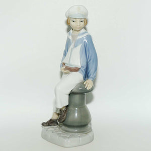 Lladro figure Boy with Yacht | Young Sailor | #4810 | #3