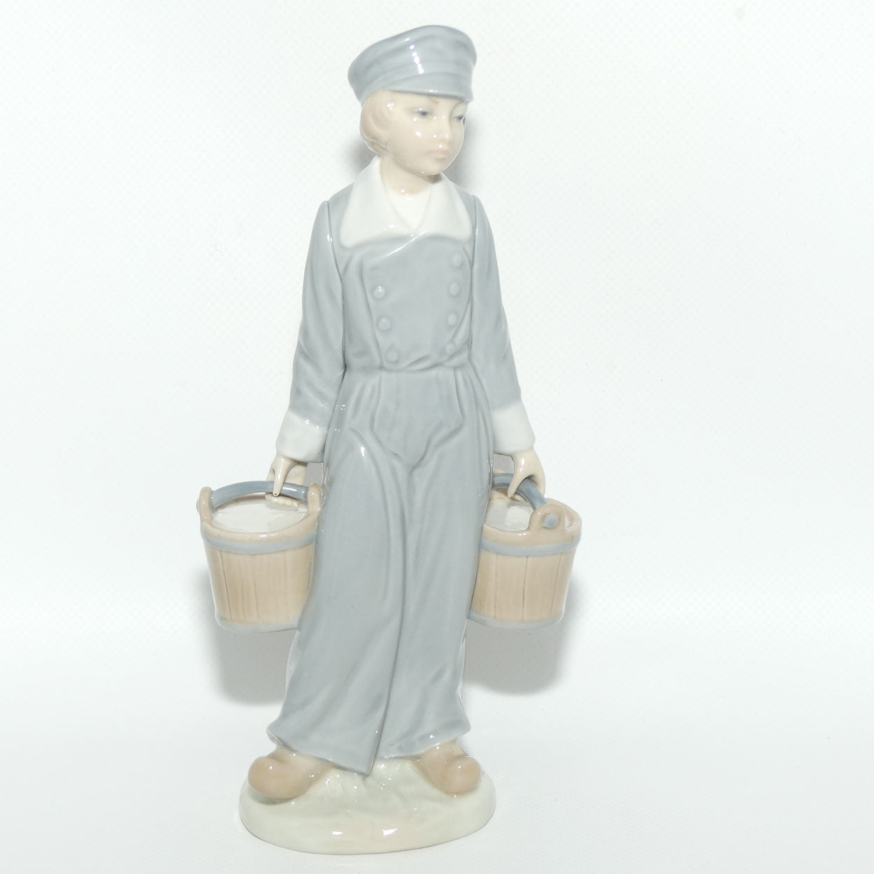Lladro figure Boy With Pails | Gloss | #4811