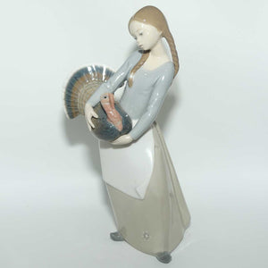 Lladro figure Little Girl with Turkey #4814