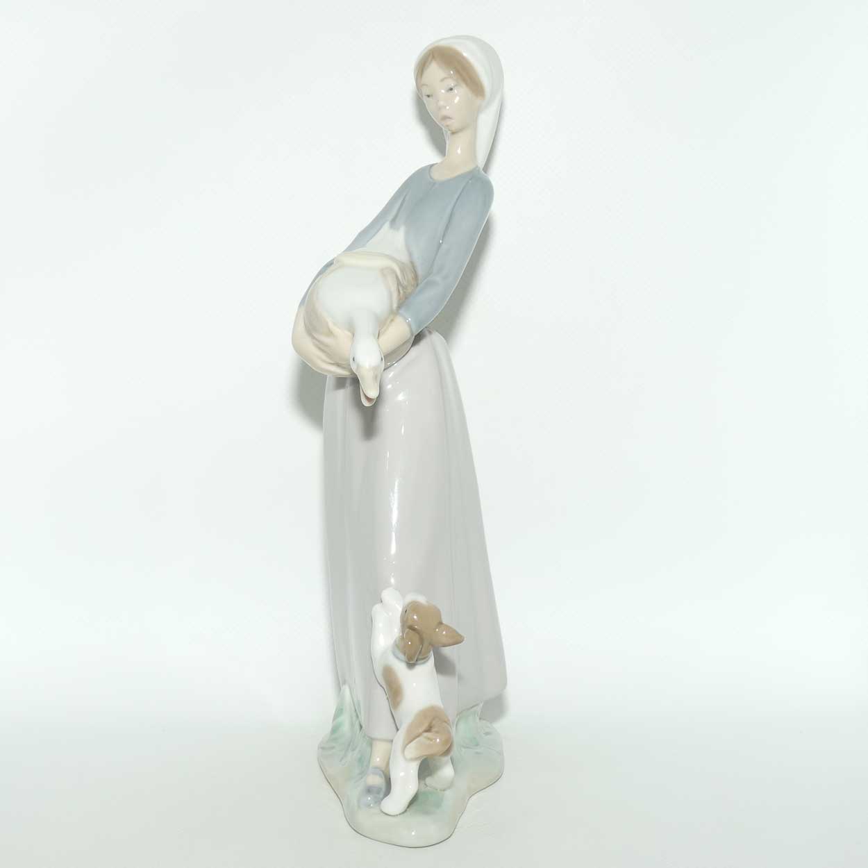 Lladro figure Girl with Goose and Dog #4866