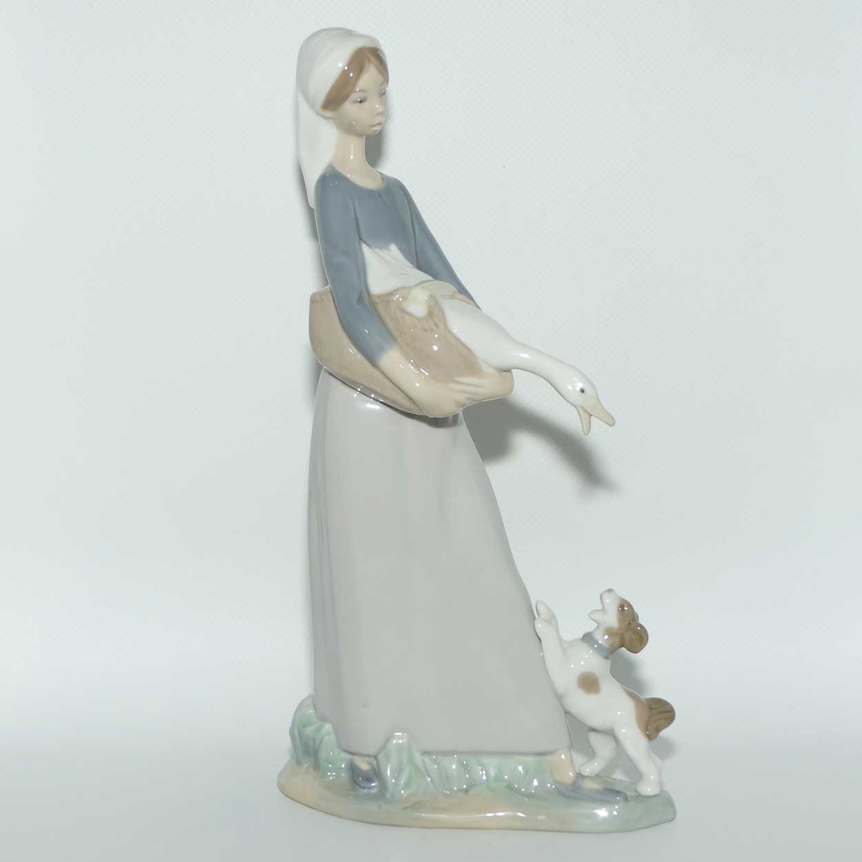 Lladro figure Girl with Goose and Dog | #2 |  #4866