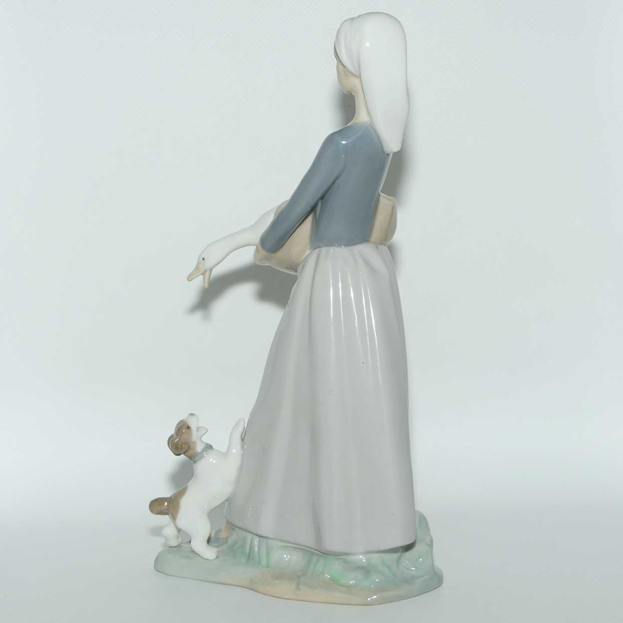 Lladro figure Girl with Goose and Dog | #2 |  #4866