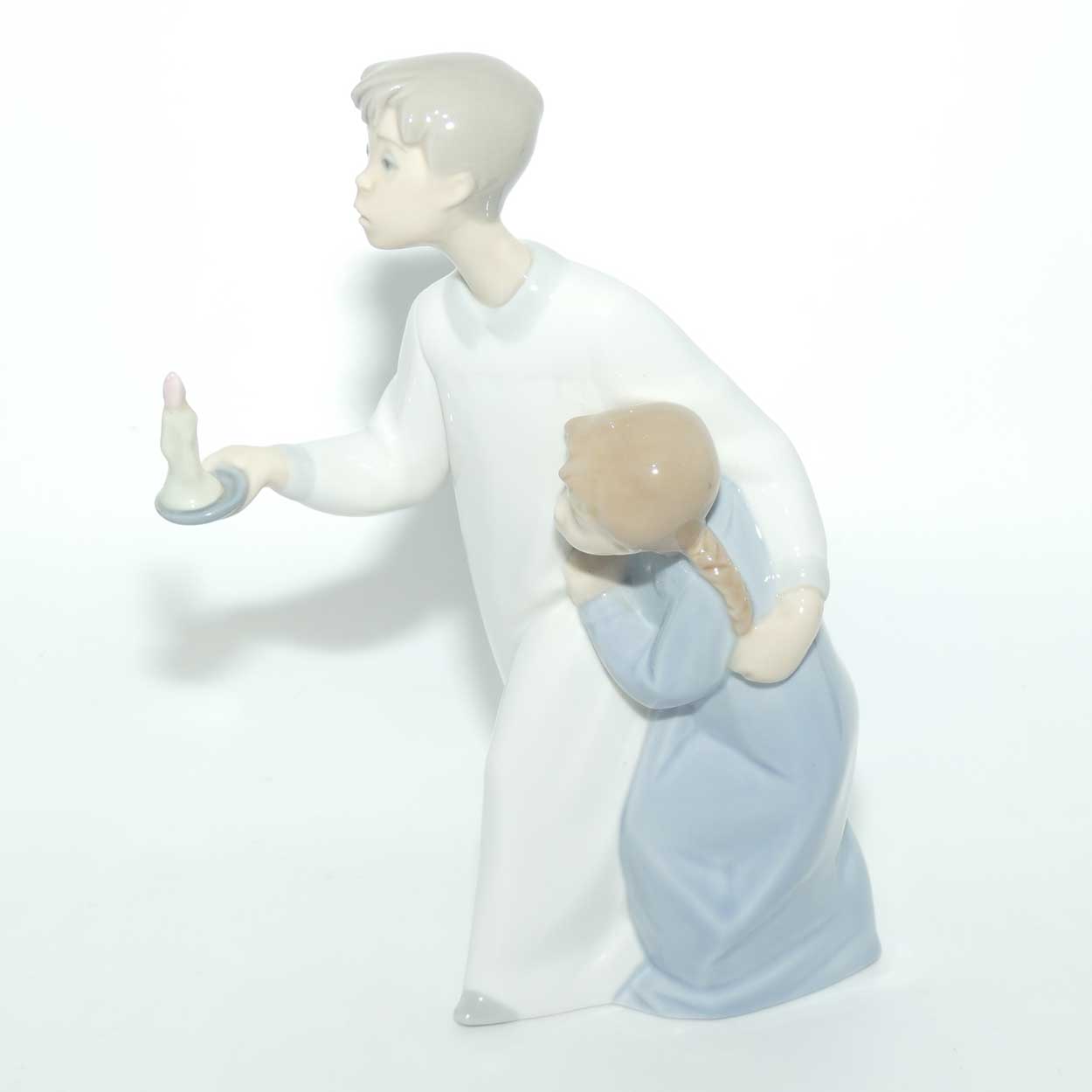 Lladro figure | Boy and Girl | Boy in Nightshirt #1 | #4874