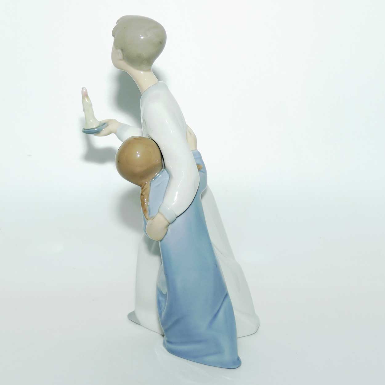 Lladro figure | Boy and Girl | Boy in Nightshirt #1 | #4874