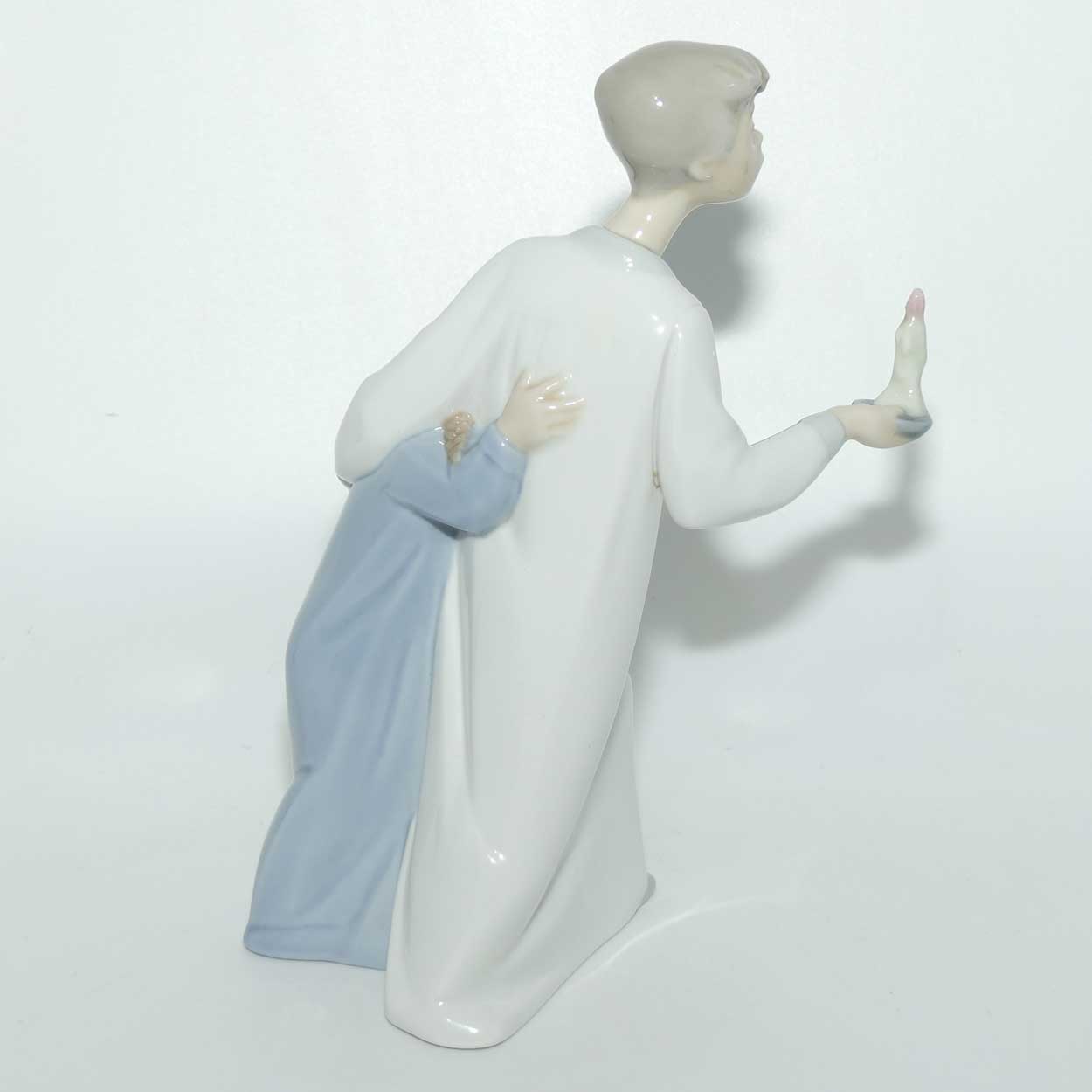 Lladro figure | Boy and Girl | Boy in Nightshirt #1 | #4874