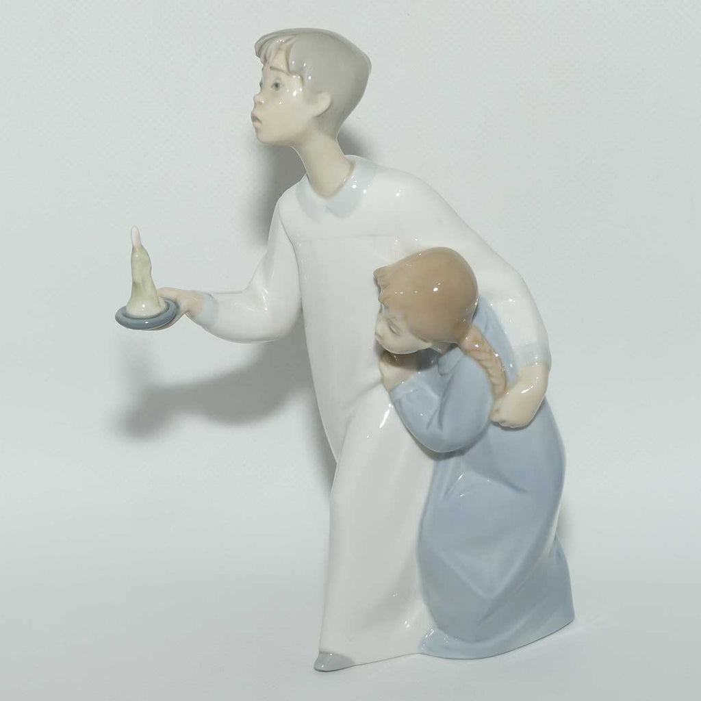 Lladro figure | Boy and Girl | Boy in Nightshirt #2 | #4874