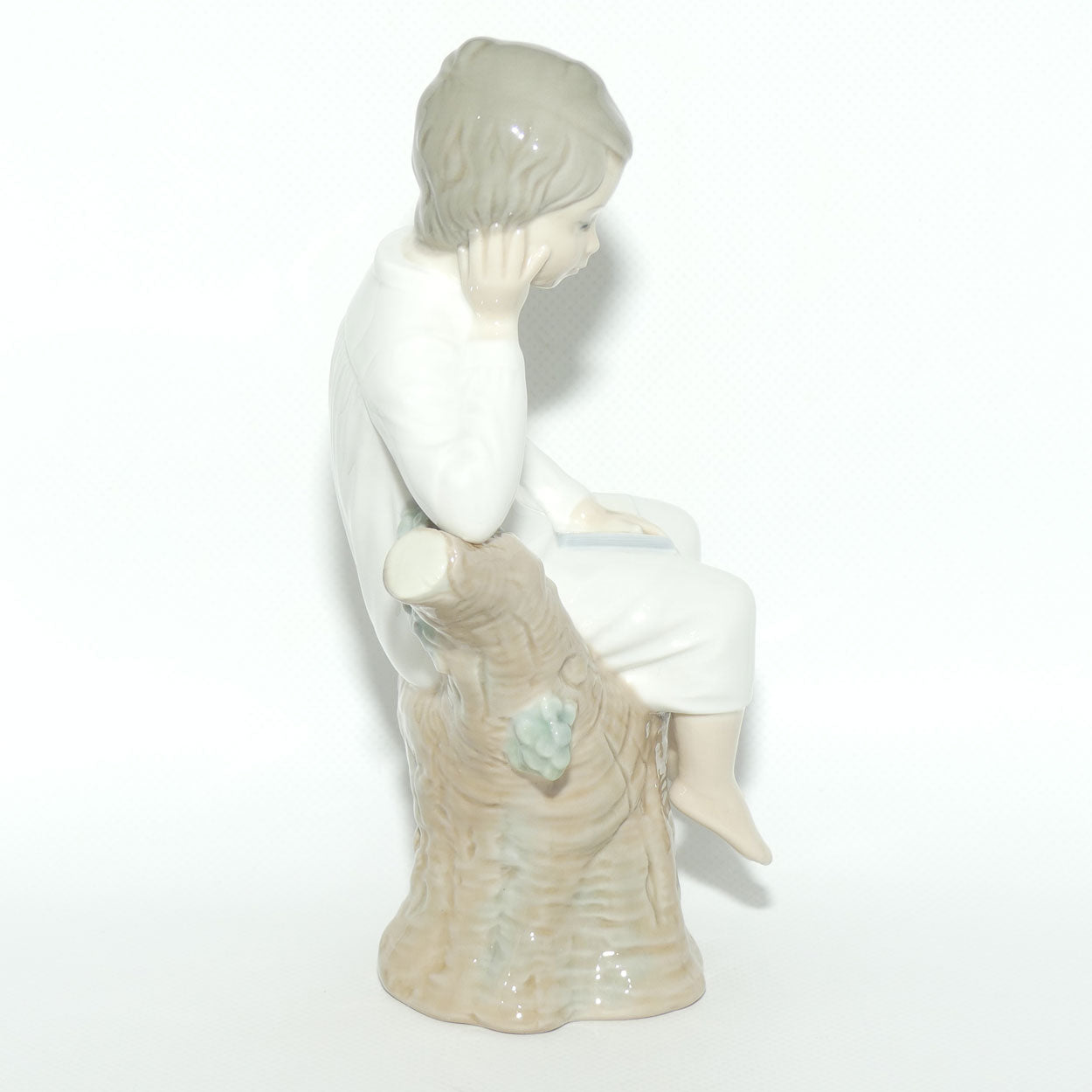 Lladro figure Little Boy Thinking | #4876 | #2