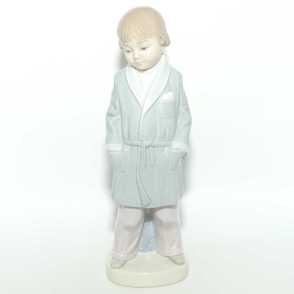 Lladro figure Boy with Robe #4900