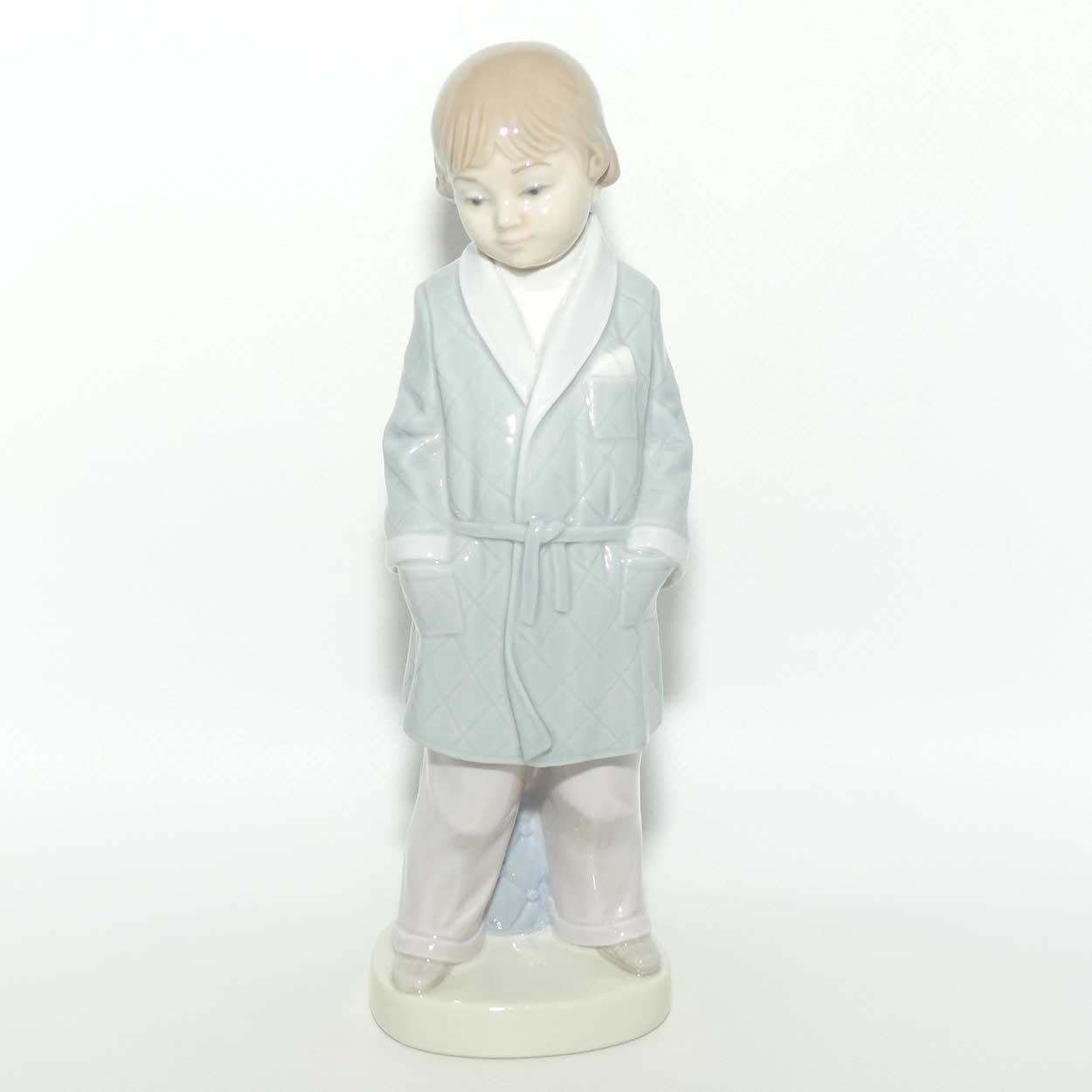 Lladro figure Boy with Robe #4900