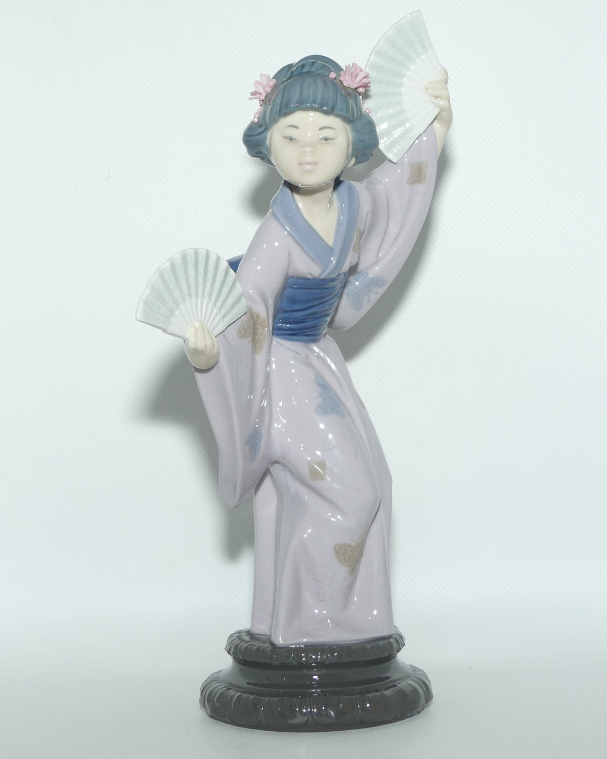 Lladro figure Madame Butterfly | #4911