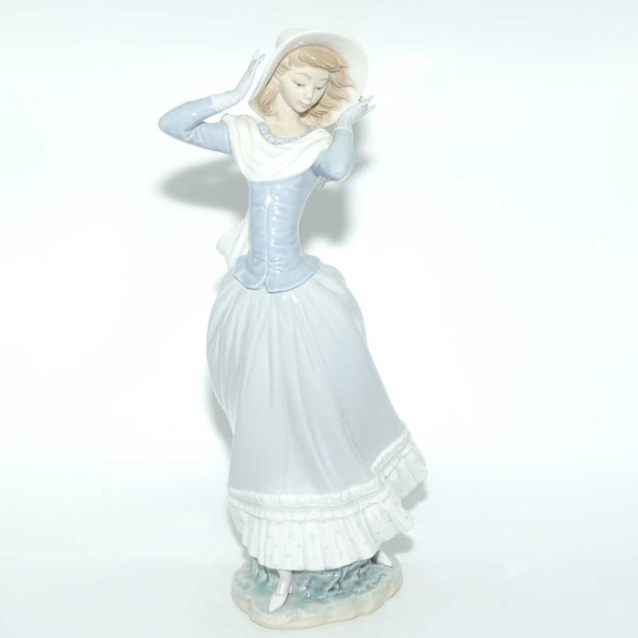 Lladro figure Spring Breeze | #4936