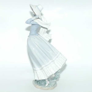 Lladro figure Spring Breeze | #4936