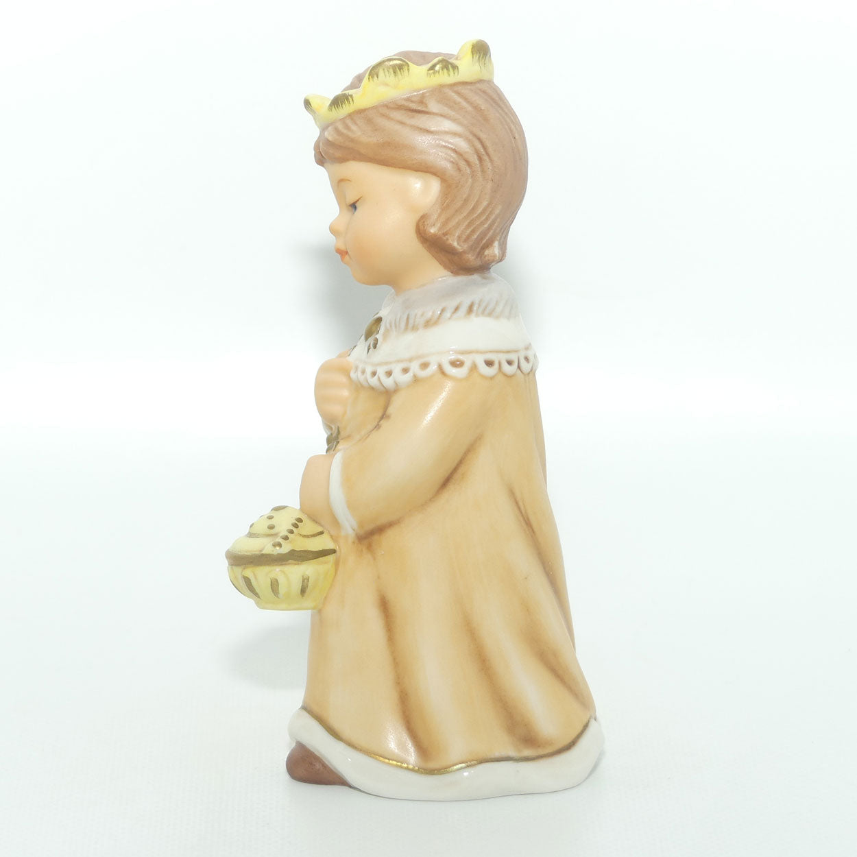 BX4 Weihnacht figure by Goebel | King Gaspar | Nativity figure
