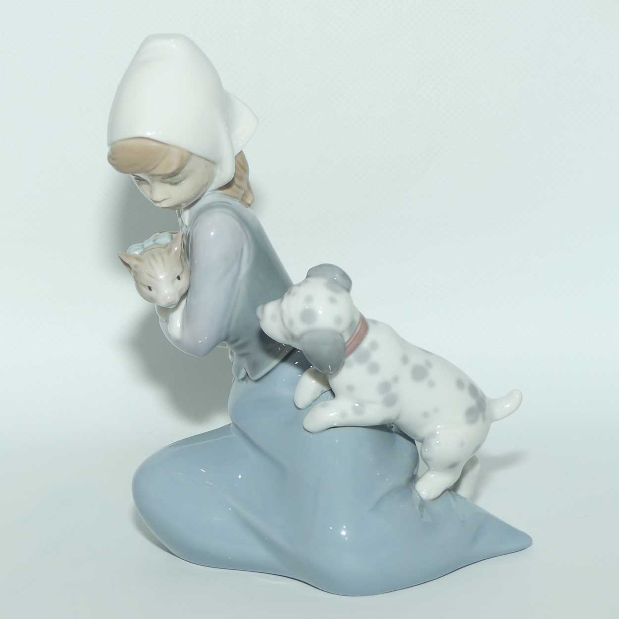 Lladro figure Little Friskies | #5032