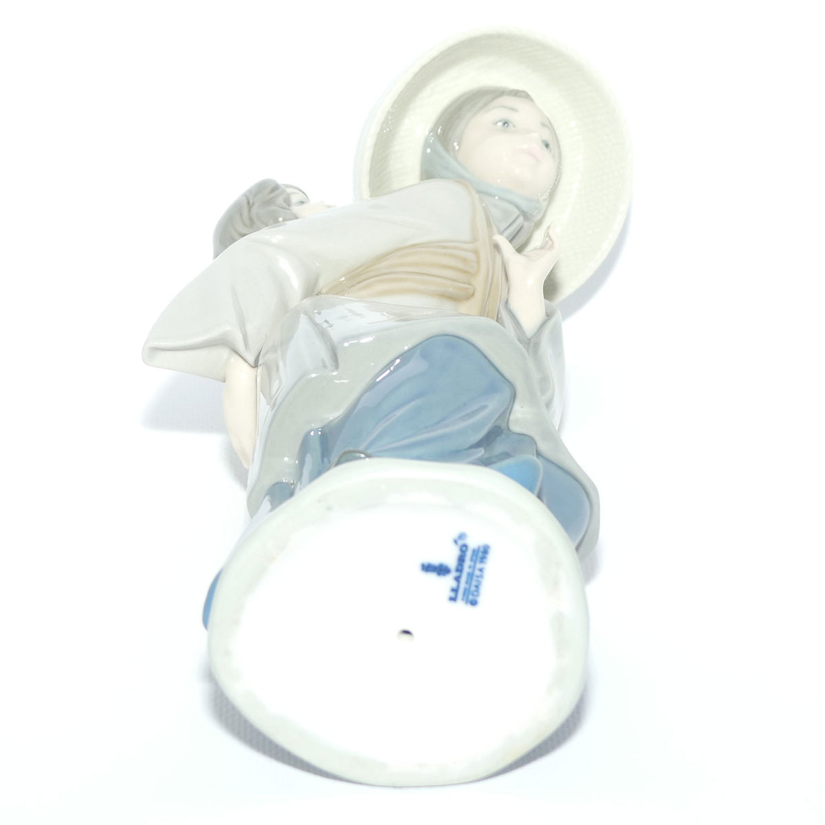 Lladro figure My Precious Bundle | #5123 | #2