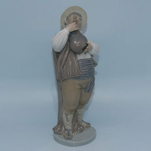 Lladro figure A Toast by Sancho #5165