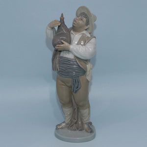 Lladro figure A Toast by Sancho #5165