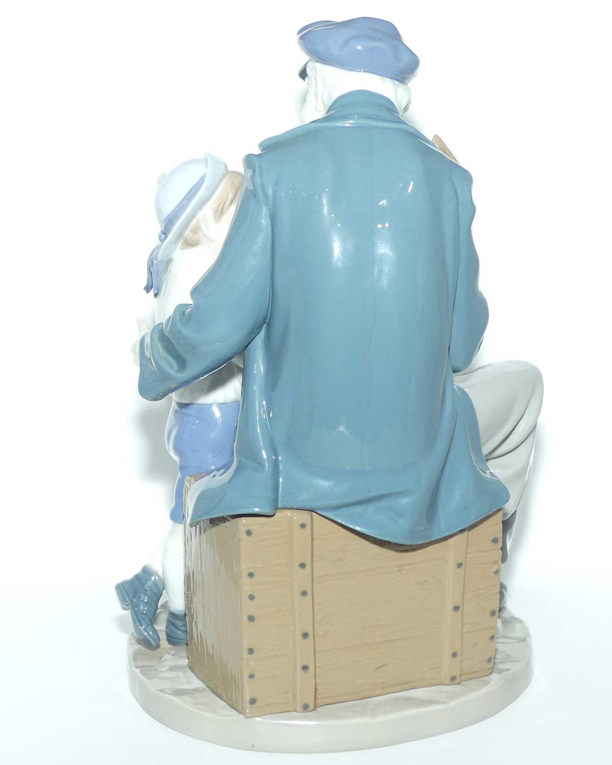 Lladro figure A Tall Yarn | Gloss | 5207 | #2