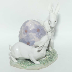 Lladro figure Easter Bunnies #5902