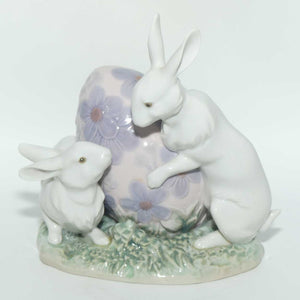 Lladro figure Easter Bunnies #5902