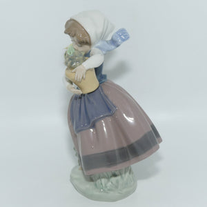 Lladro figure Spring is Here | #5223