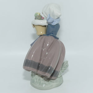 Lladro figure Spring is Here | #5223