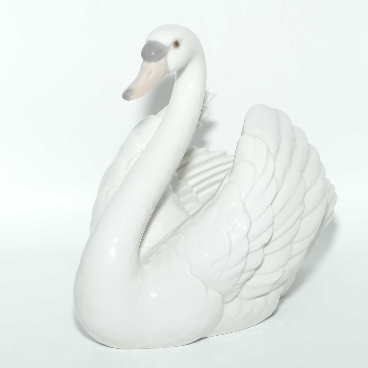 Lladro Swan with Wings Spread | #5231