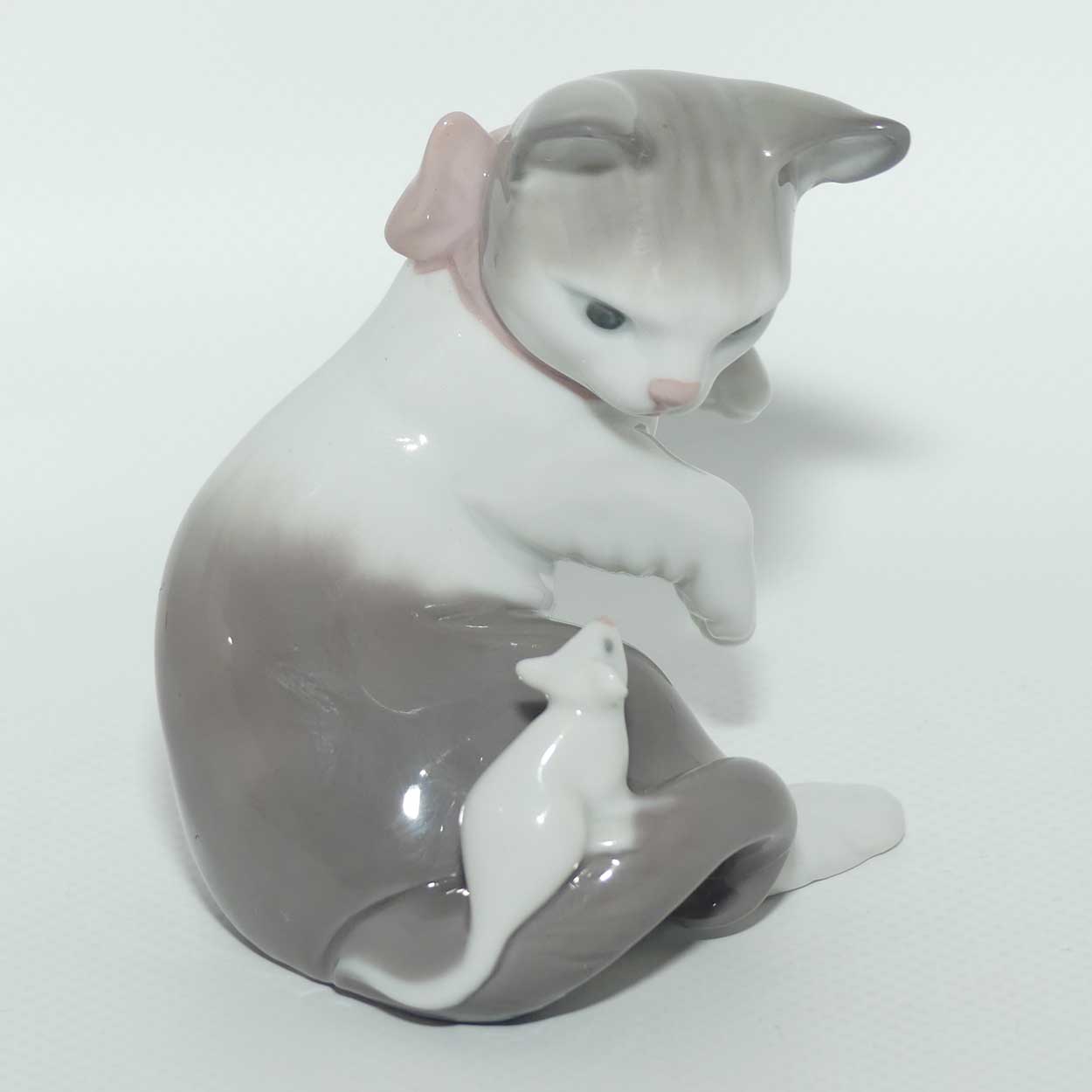 Lladro figure Cat and Mouse | #5236