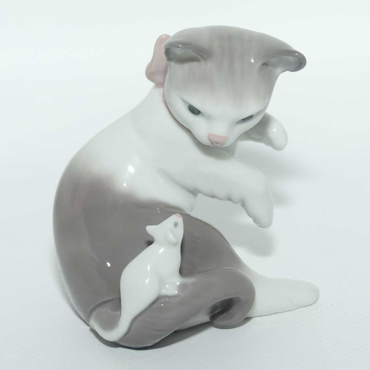 Lladro figure Cat and Mouse | #5236