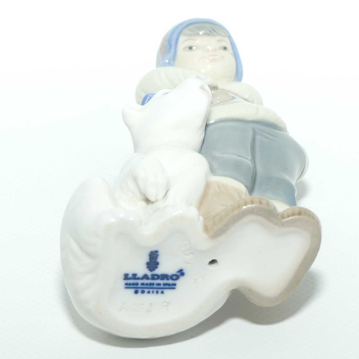 Lladro figure Eskimo Boy with Pet | Boy with Polar Bear Cub | #5238