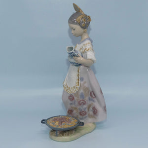 LLadro figure Making Paella #5254