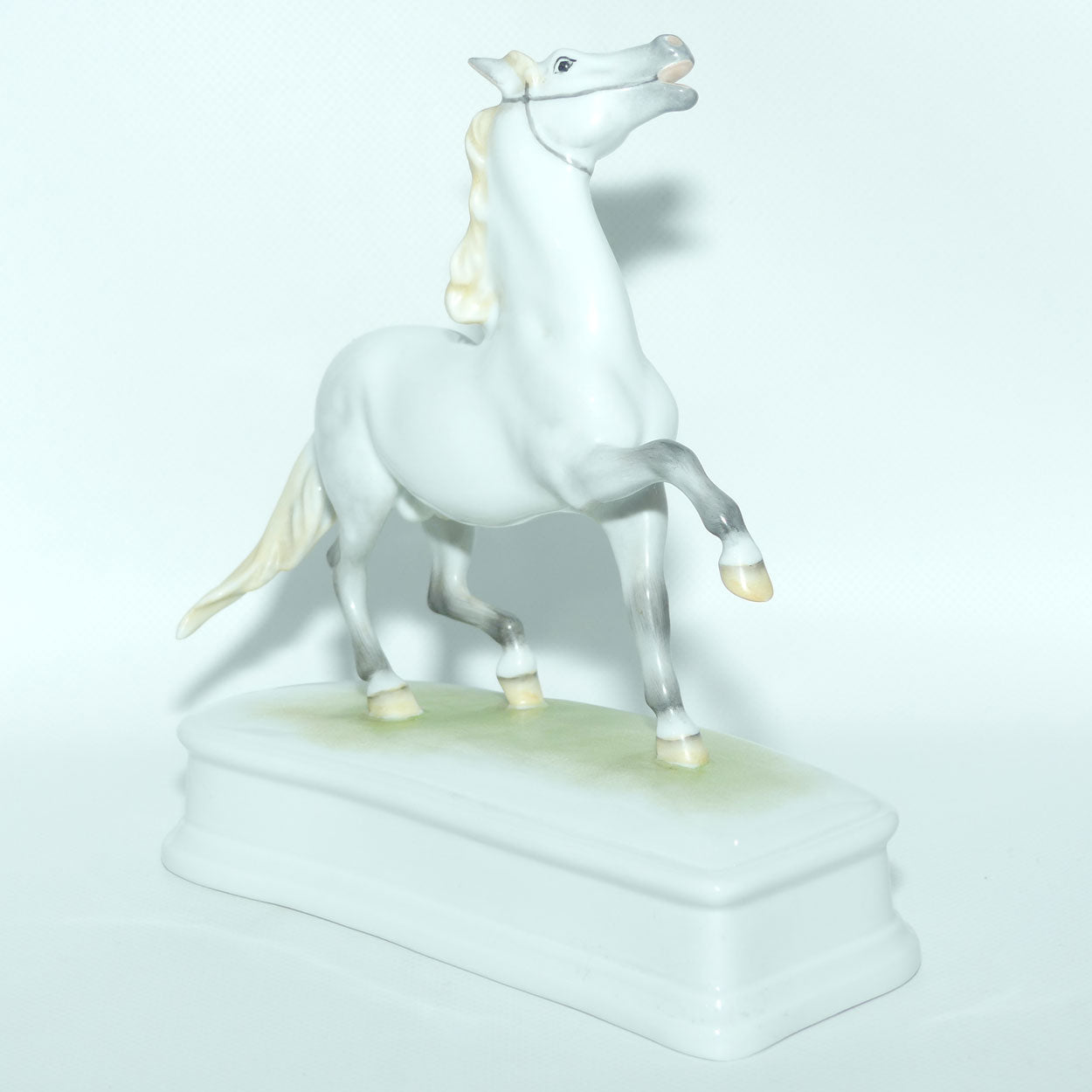 Herend Hungary figure 5297 | Grey Pancing Horse