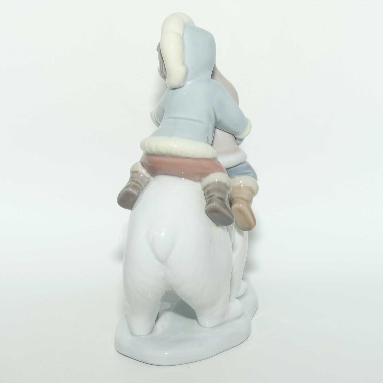 Lladro figure Eskimo Riders #5353