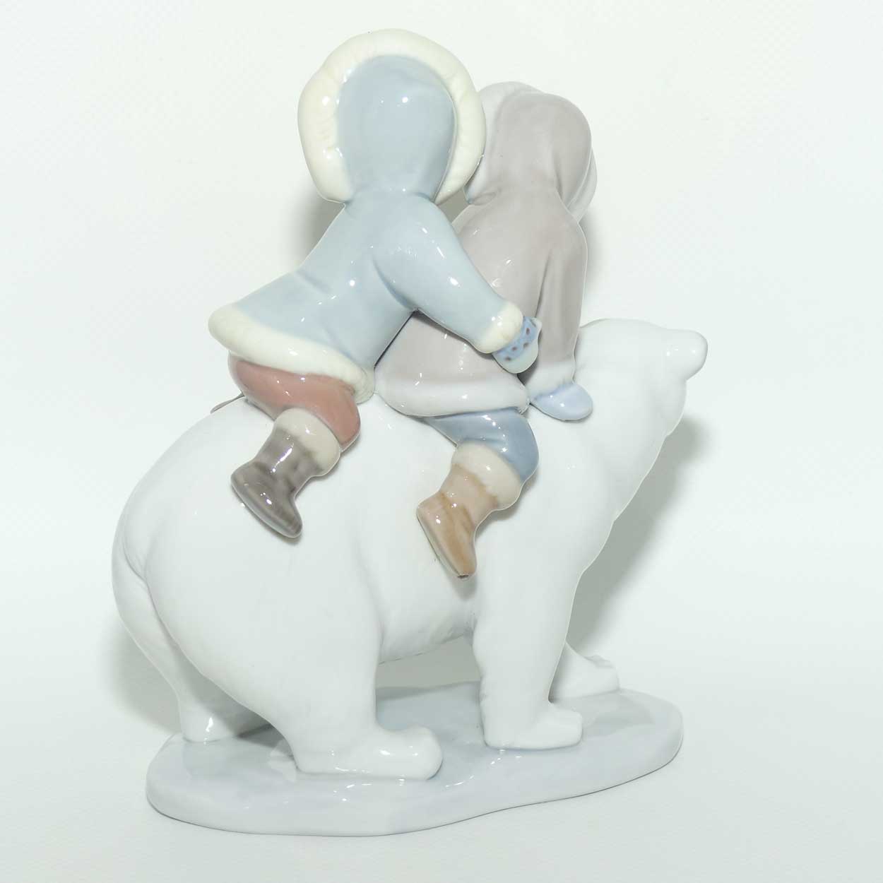 Lladro figure Eskimo Riders #5353