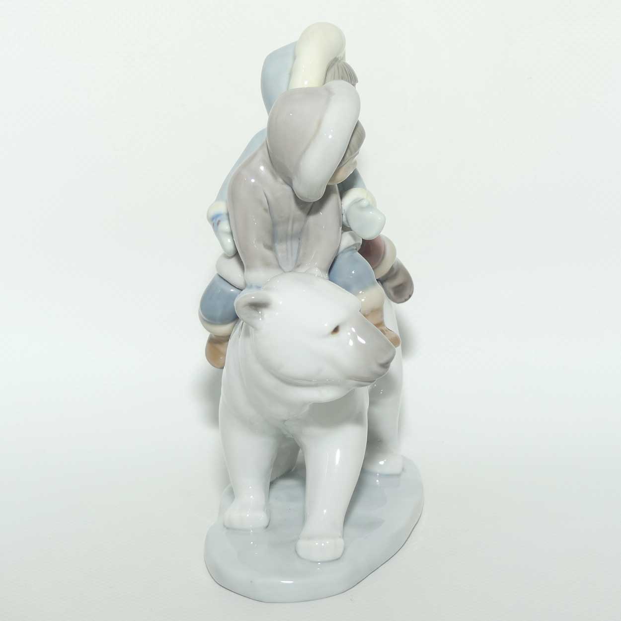Lladro figure Eskimo Riders #5353