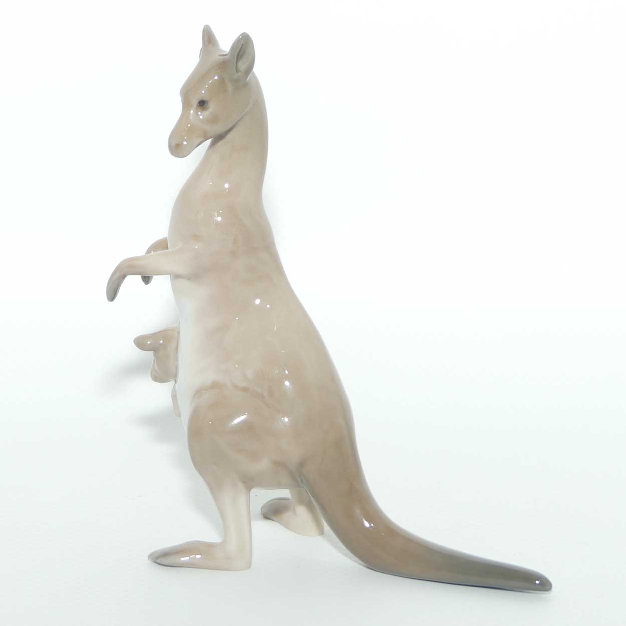 Lladro figure Mini Kangaroo and Joey | Gloss | 5433