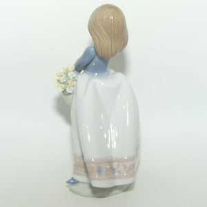 Lladro figure May Flowers #5467