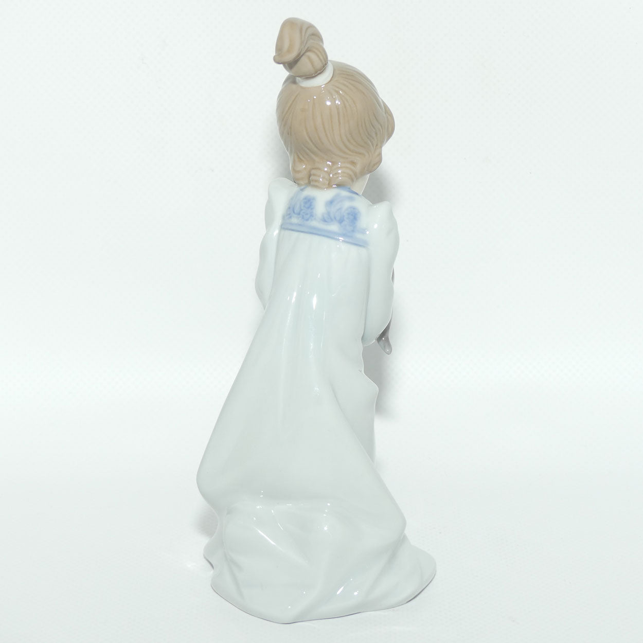 Lladro figure Sleepy Kitten | Gloss | #5712