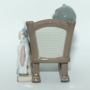 Lladro figure All Tuckered Out | #5846