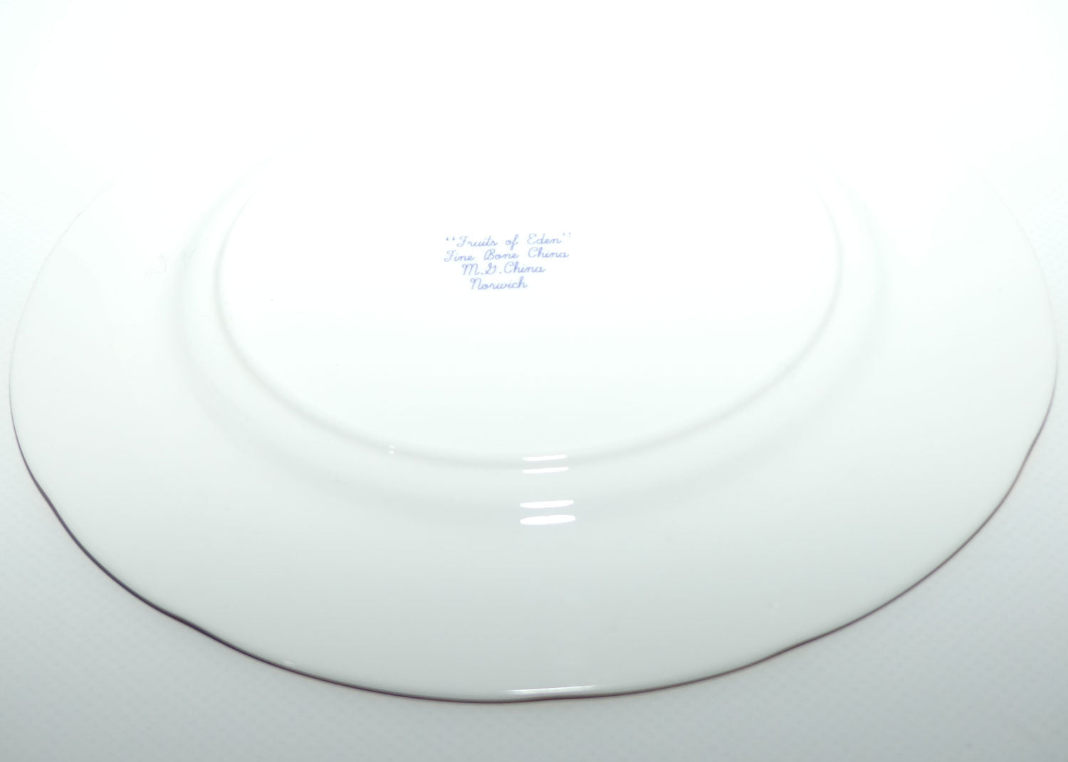 Fruits of Eden Bone China plate #5 | Apple, Peaches, Strawberries and Blueberries by AJ Heritage