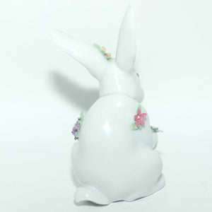 Lladro figure Sitting Bunny with Flowers #6100