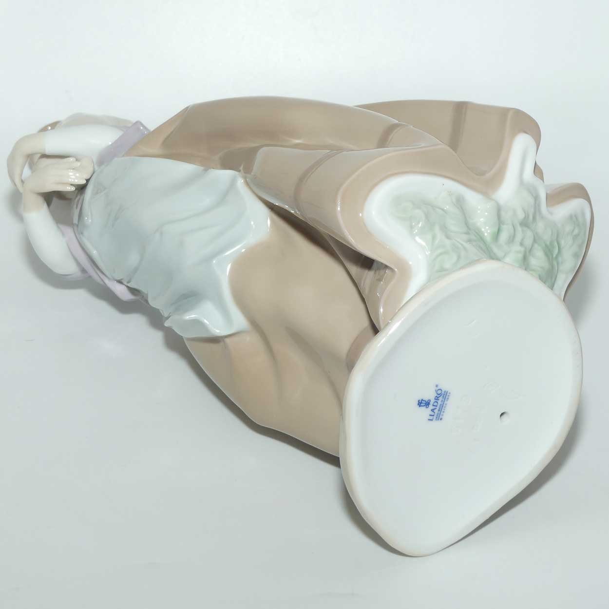 Lladro figure Peaceful Moment | Mother and Child | Gloss | #6179