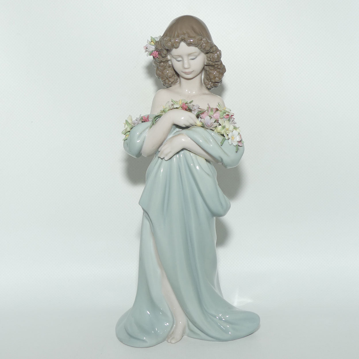 Lladro figure Petals of Love | #6346 | boxed