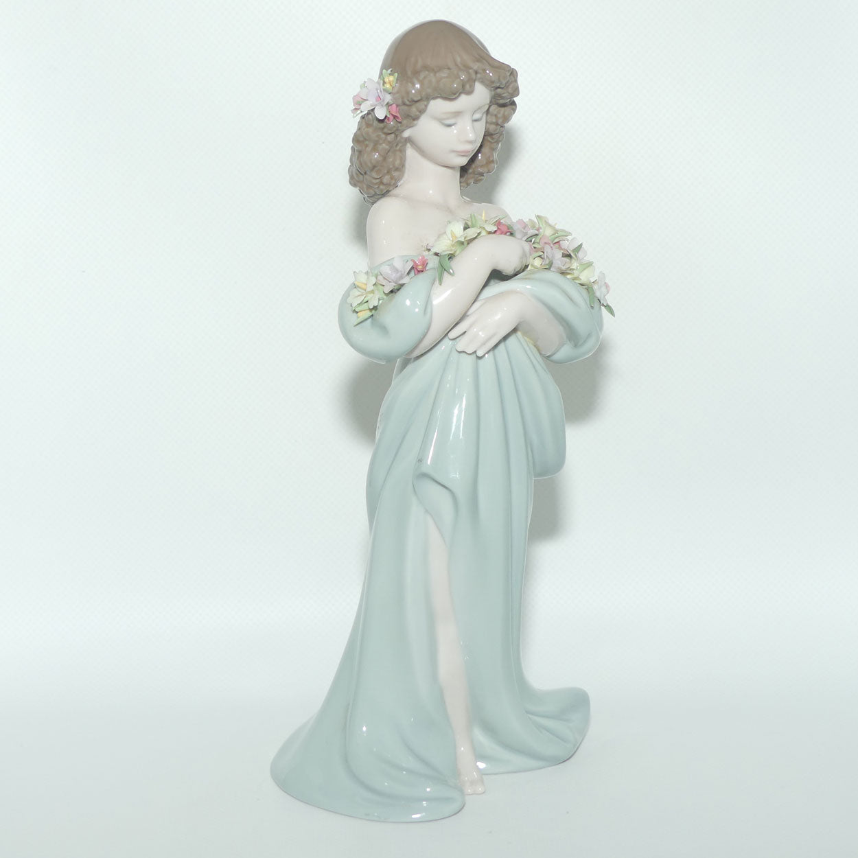 Lladro figure Petals of Love | #6346 | boxed