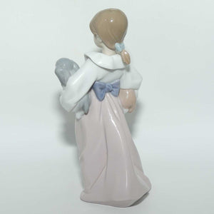 Lladro figure Arms Full of Love #6419