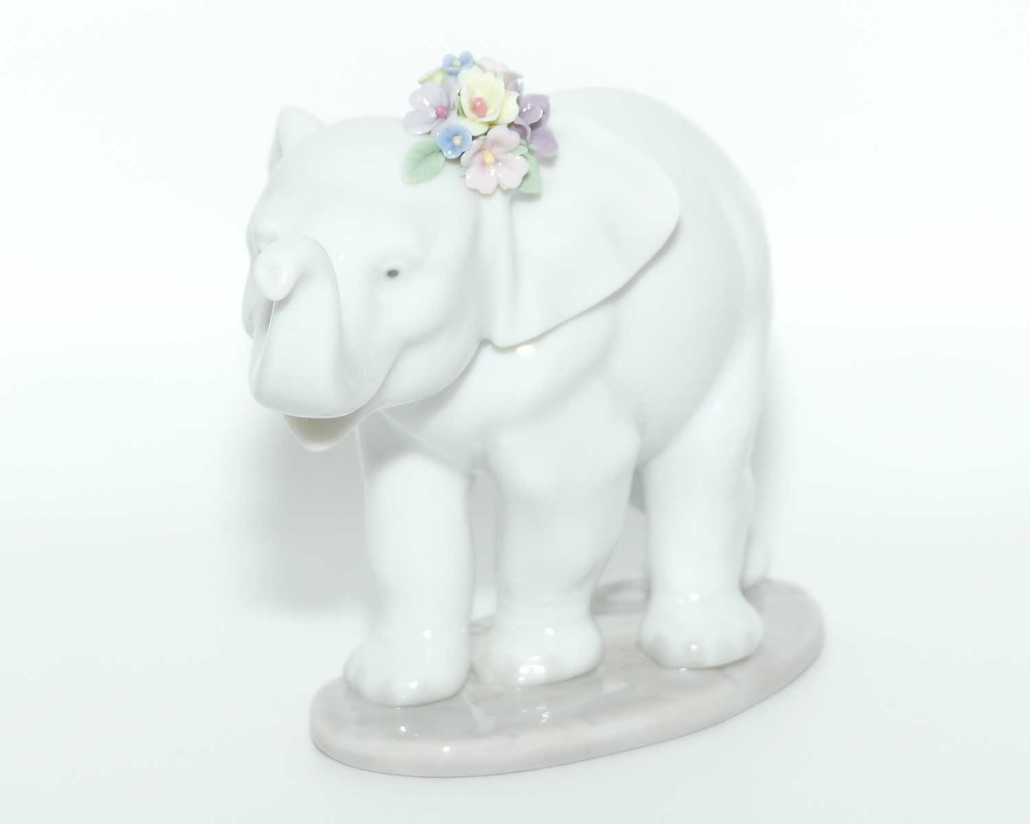 Lladro figure Lucky Strolling | #6460