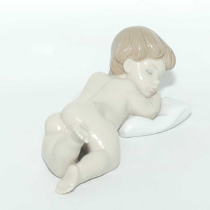 Lladro figure Sleepy Time | #6497