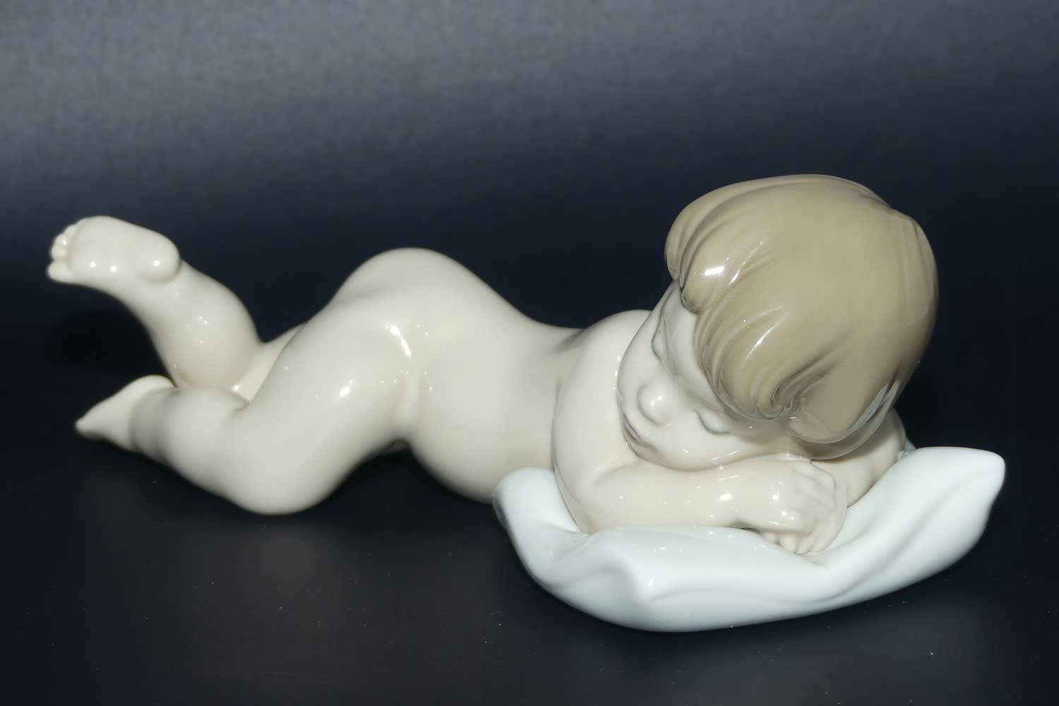 Lladro figure Sleepy Time | #6497 