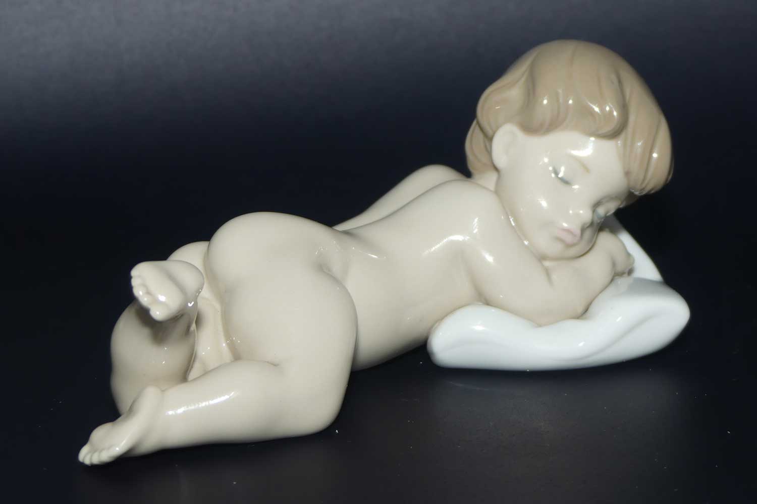 Lladro figure Sleepy Time | #6497 
